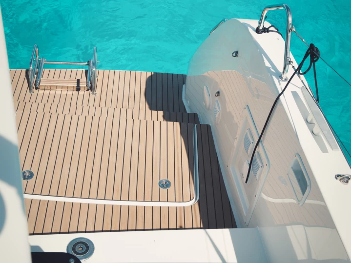 Verhuur Catamaran Lagoon met vaarbewijs