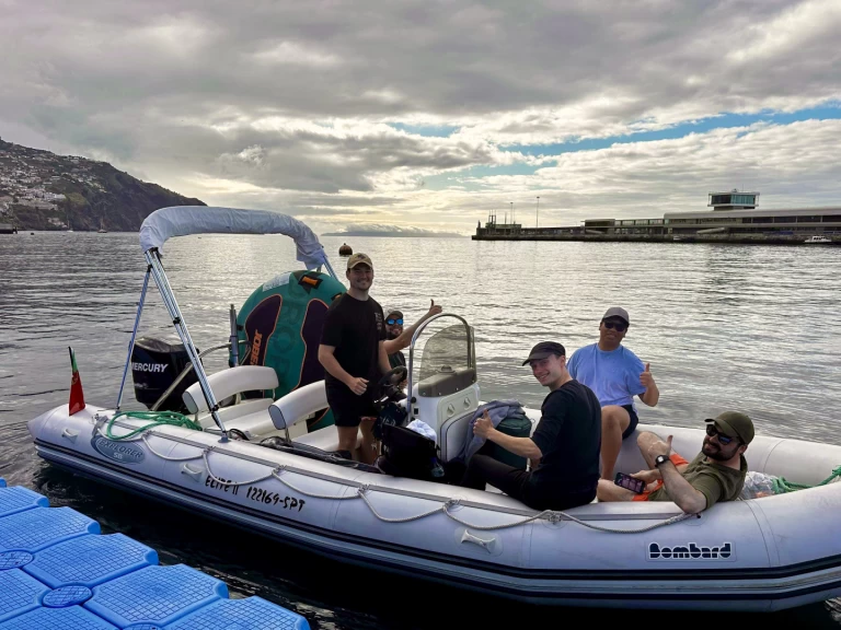 RIB te huur in Porto do Funchal voor de beste prijs