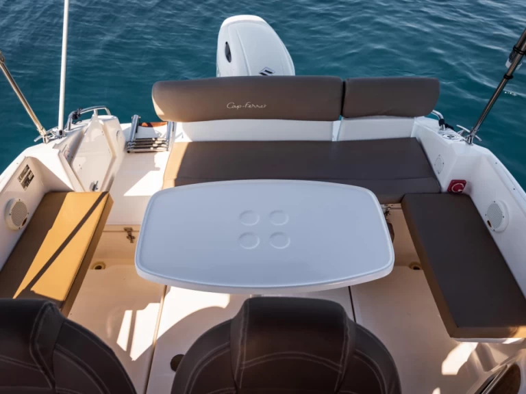 Huur Motorboot met of zonder schipper B2 Marine in Port du Lavandou