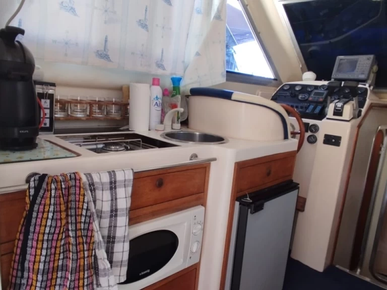 Verhuur Motorboot in Port-Camargue - Rodman Rodman 900 Fly