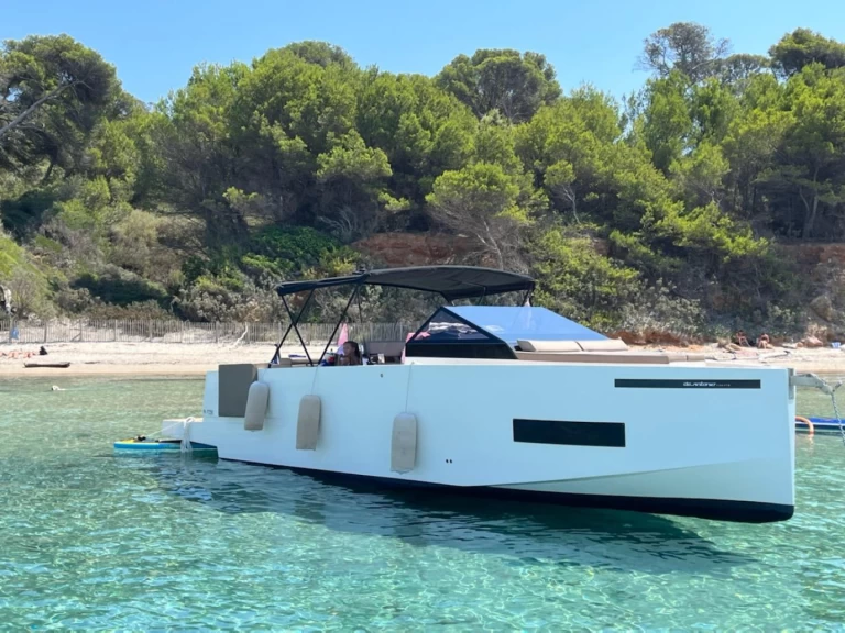 De Antonio Yacht D33 Cruiser te huur van particulier of professional in Bandol