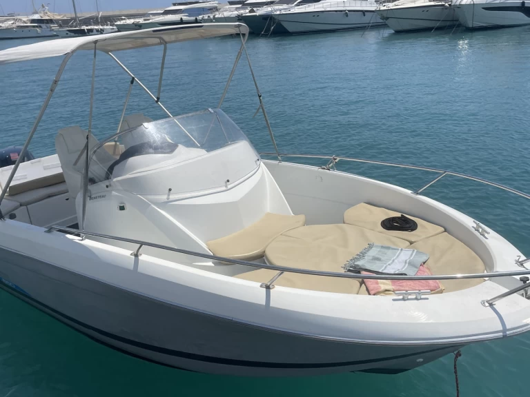 Huur een Bénéteau Flyer 650 Open in Nice