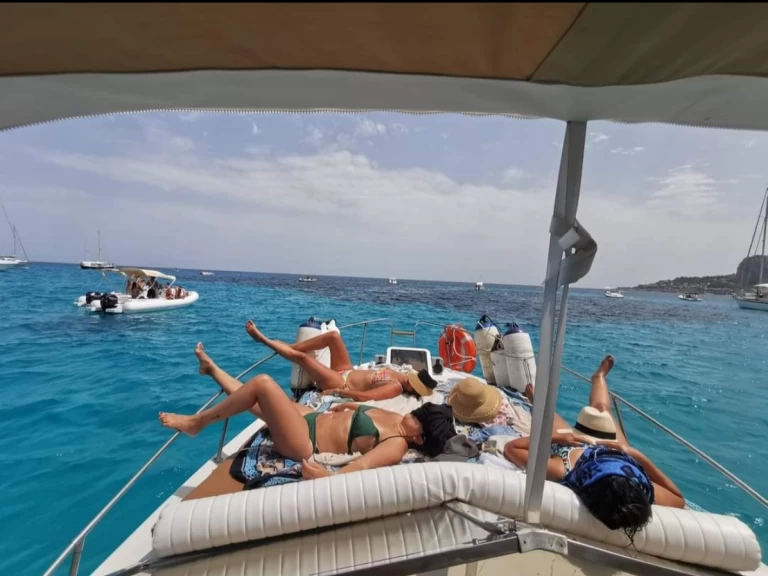 Jachthuur in Palermo - Cranchi C 8 sport  via SamBoat