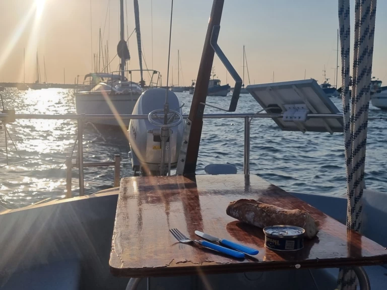 Verhuur Zeilboot in La Plaine-sur-Mer - Gibert Marine Sangria GTE