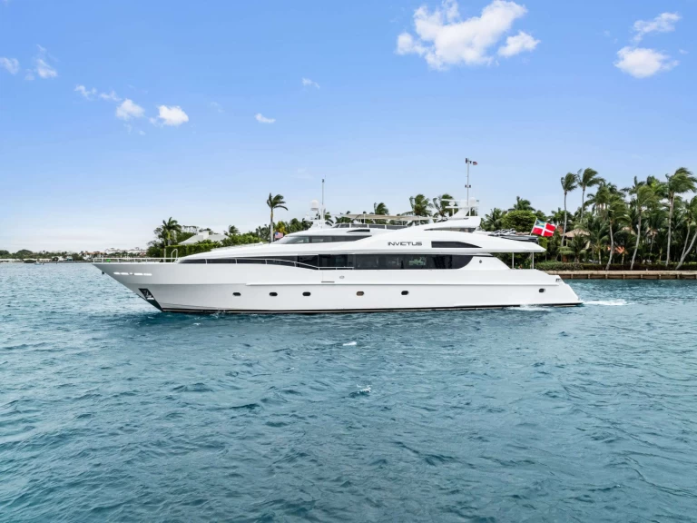 Palmer Johnson INVICTUS te huur van particulier of professional in Newport