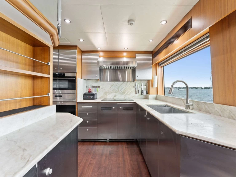 Verhuur Jacht Palmer Johnson met vaarbewijs