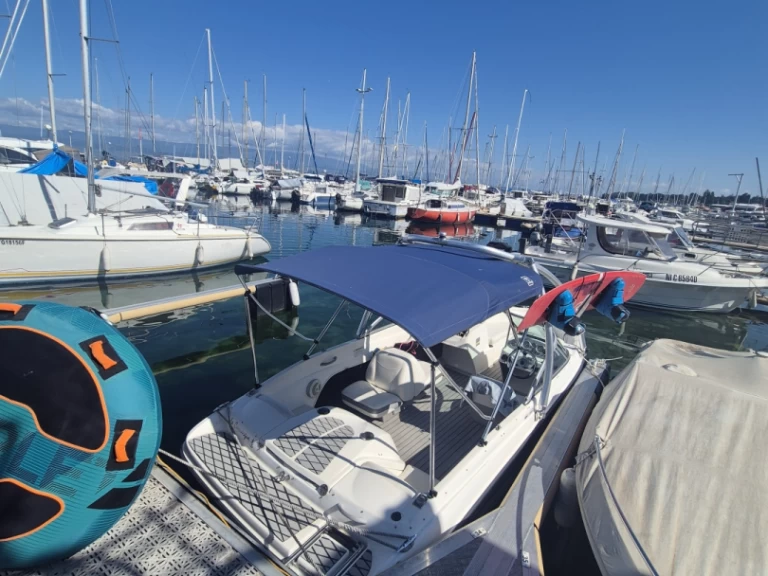 Verhuur Motorboot Bayliner met vaarbewijs