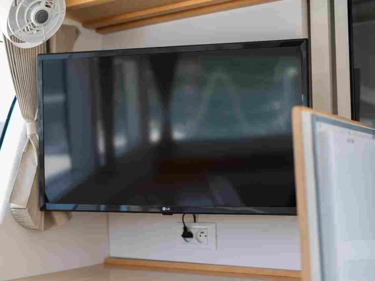 Huur Catamaran met of zonder schipper Lagoon in Punat