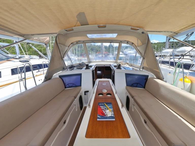 Zeilboot te huur in Primošten voor de beste prijs