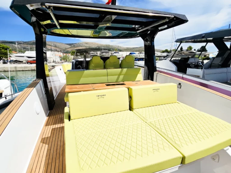 Motorboot te huur in Seget Donji voor de beste prijs