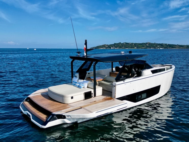 Bootverhuur Cranchi Cranchi A46 in Saint-Tropez via SamBoat
