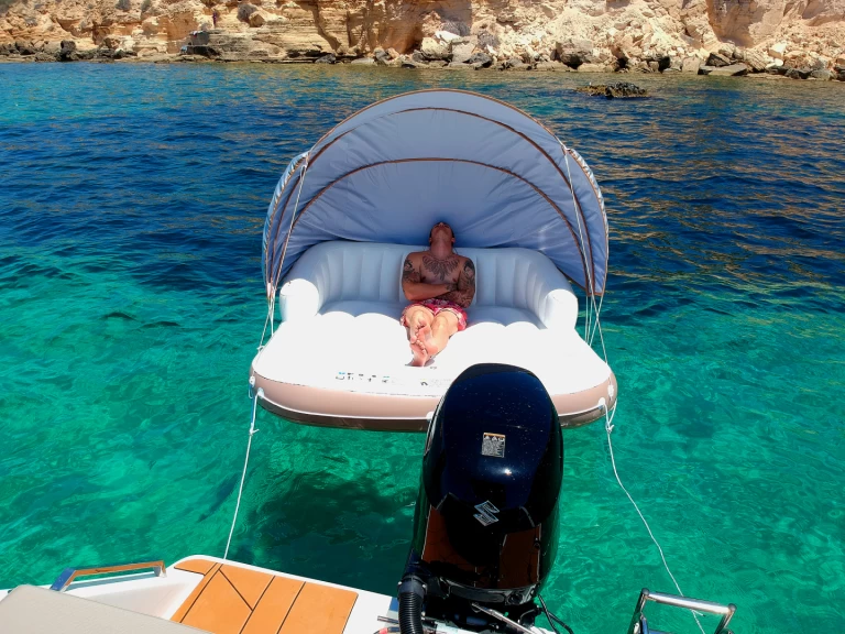 Huur Motorboot met of zonder schipper Valory in Palma de Mallorca