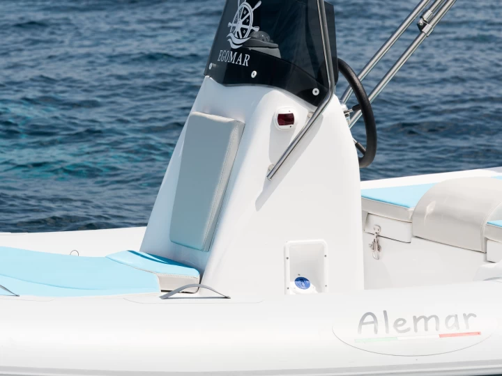 Huur een Alemar M600 Alemar in Trapani