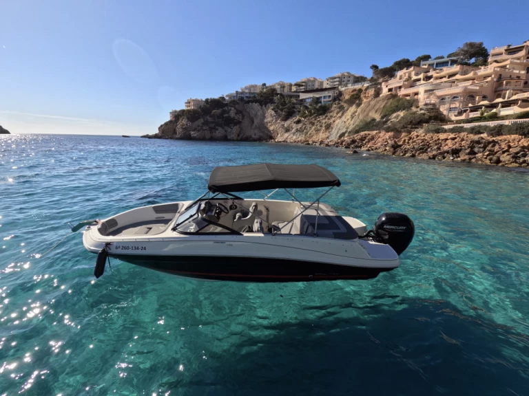 Bayliner VR5 te huur van particulier of professional in Club Nàutic Santa Ponsa