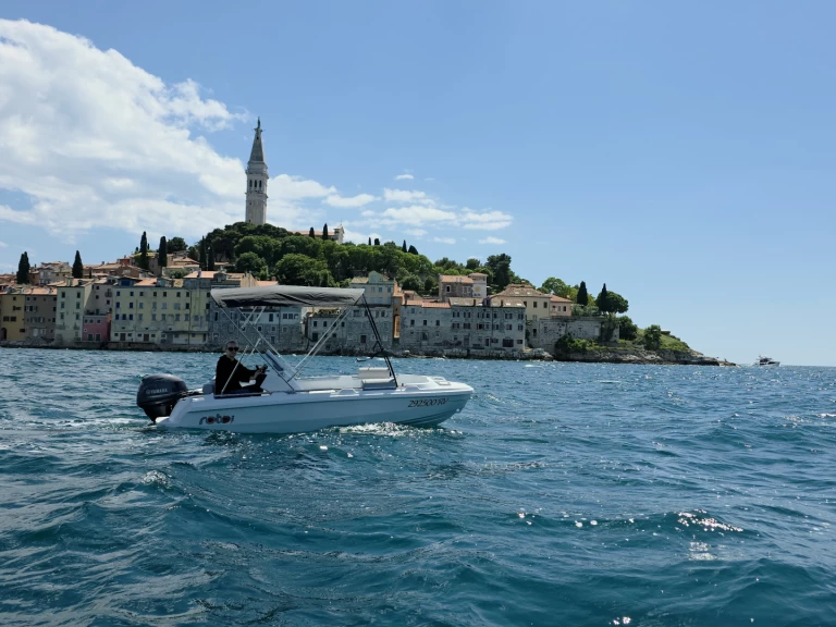 Verhuur Motorboot in Rovinj - ROTO Roto 450s family