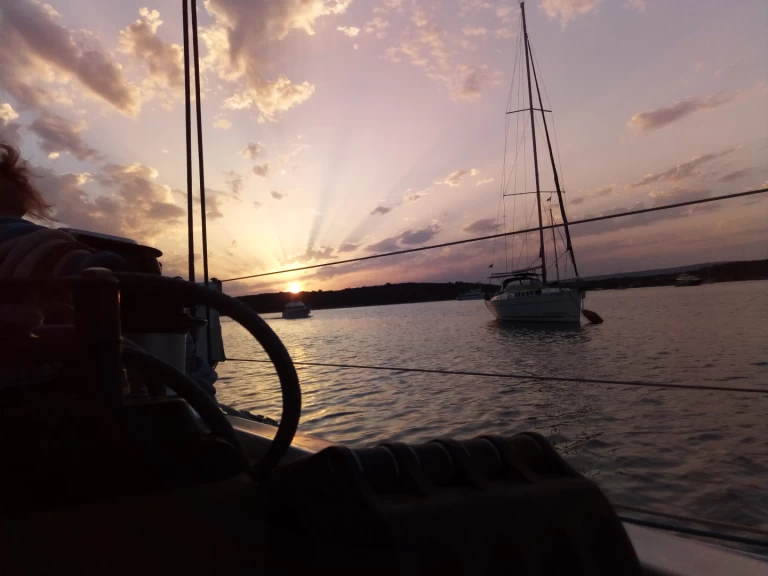 Elan Elan 410 Performance te huur van particulier of professional in Marina Baotić