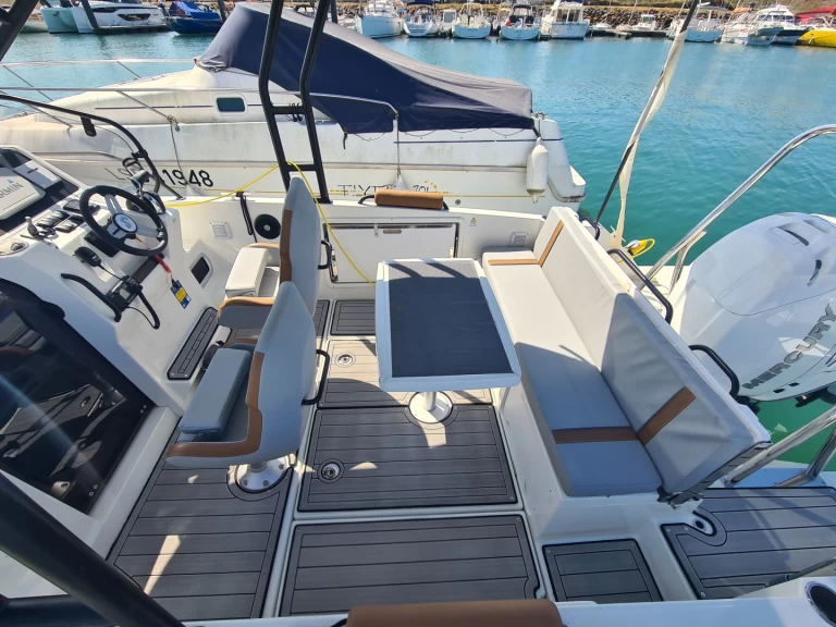 Verhuur Motorboot in Les Sables-d'Olonne - Bénéteau Flyer 8 SUNdeck