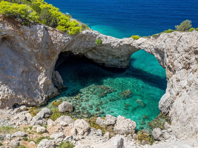 Bootverhuur Traditional Mediterenean Cruiser in Pórto Chéli via SamBoat