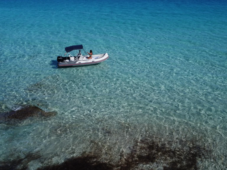 Bootverhuur Goldenship Aura 520 in s'Estanyol de Migjorn via SamBoat