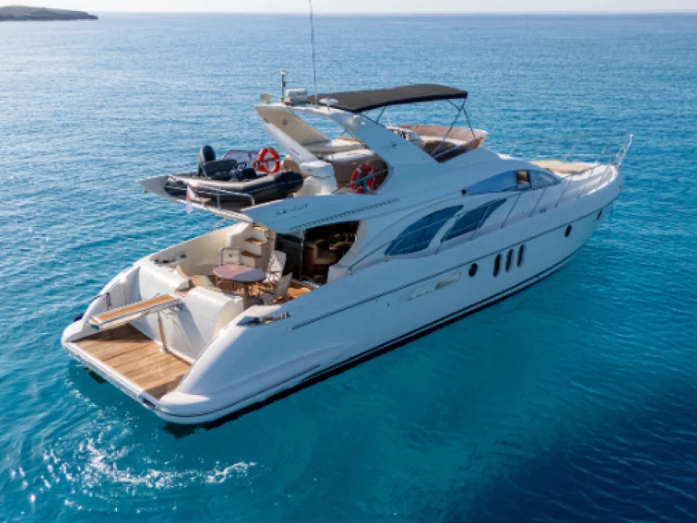 Azimut Azimut 62 te huur van particulier of professional in Ayia Napa