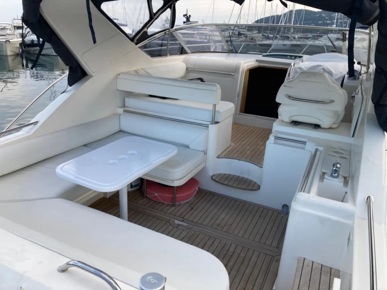 Huur Motorboot met of zonder schipper Fairline in Mandelieu-la-Napoule