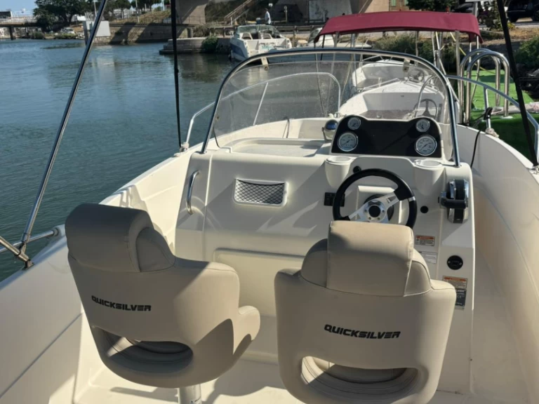 Quicksilver Activ 605 Open te huur van particulier of professional in Carnon-Plage