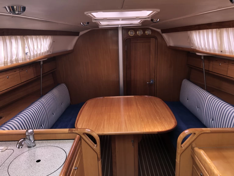 Bootverhuur Port d'Andratx goedkoop Bavaria 32 Cruiser