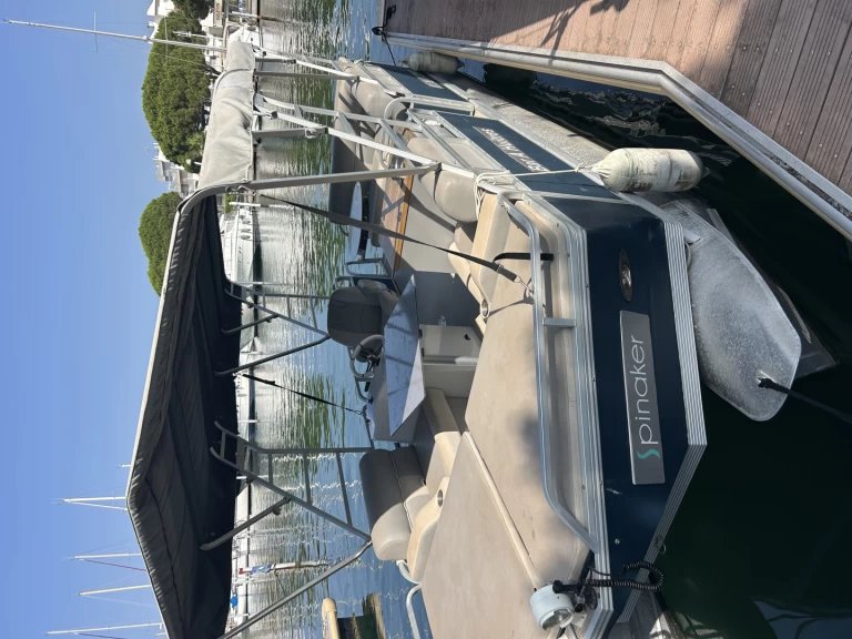 Huur Motorboot met of zonder schipper Selva in Port-Camargue