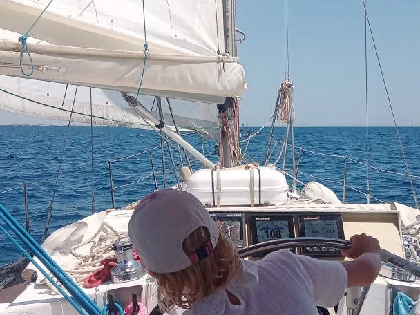 Huur een Kit Marine KM 10.50 in Port-Camargue