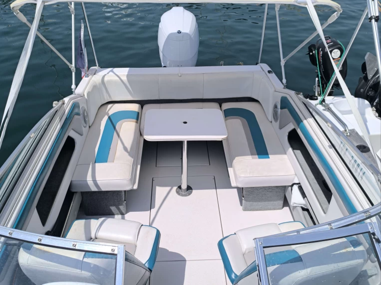 Jachthuur in Saint-Raphaël - Four Winns Sundowner 195 via SamBoat