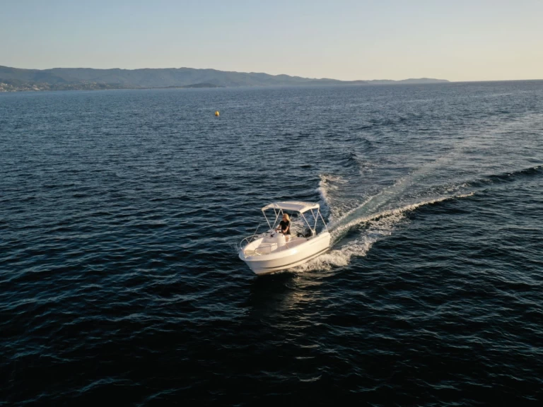 Huur Motorboot met of zonder schipper B2 Marine in Appietto