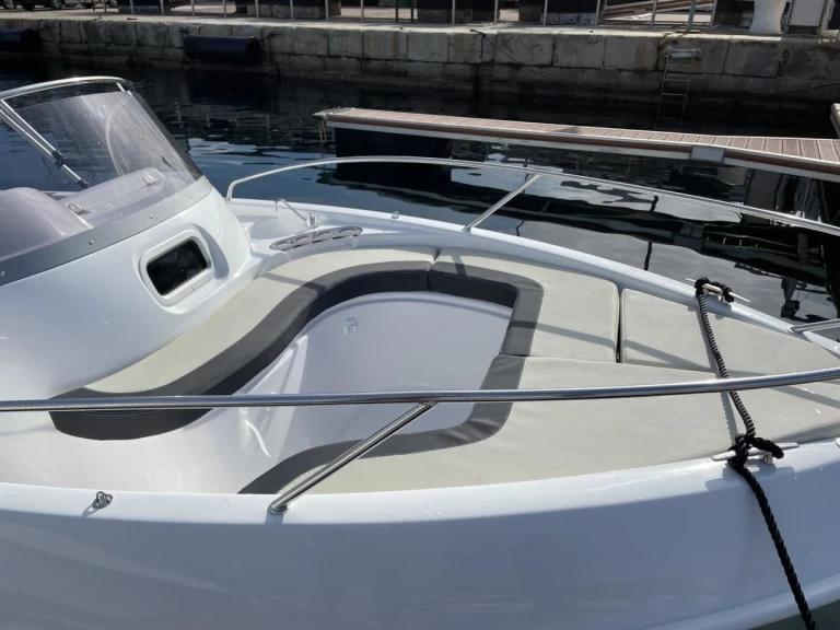 B2 Marine Cap ferret 572 open te huur van particulier of professional in Ajaccio