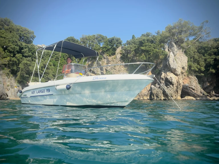 Verhuur Motorboot Sessa Marine met vaarbewijs