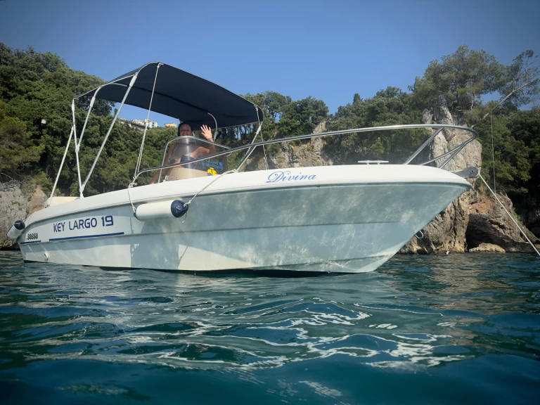 Motorboot te huur in La Spezia voor de beste prijs