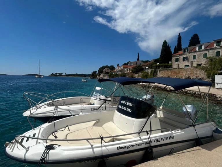 Insidias Marine HM 22 Fly te huur van particulier of professional in Poljica