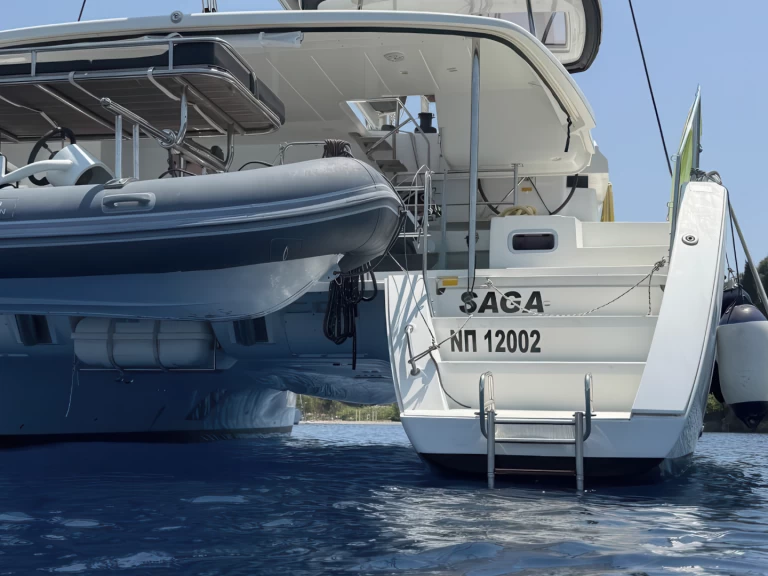 Bootverhuur Nikiána goedkoop Lagoon 450 Sport Top