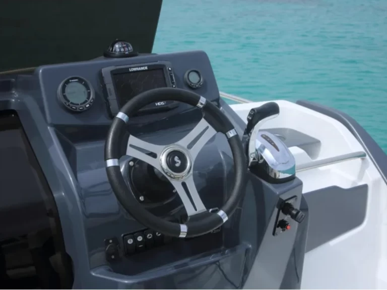 Bootverhuur Jeanneau Cap Camarat 625 Limited in Les Salins d'Hyères via SamBoat