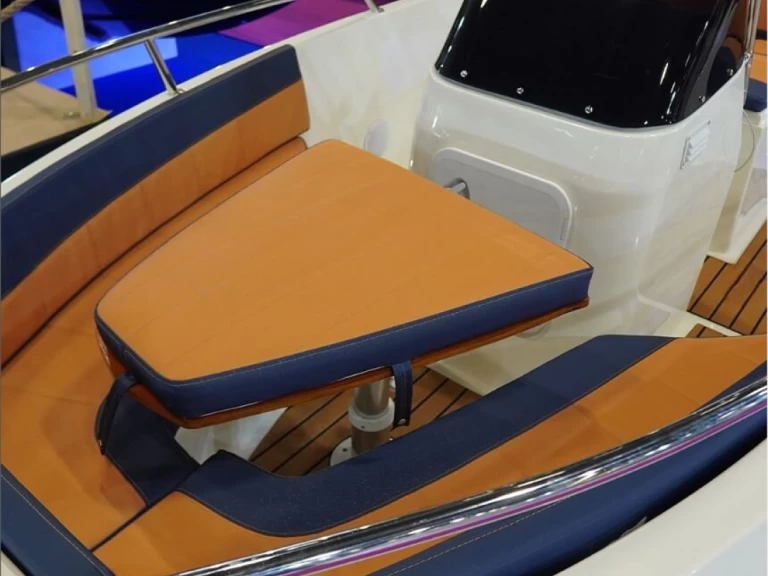 Huur een AM Yacht 500 Open in Benalmádena