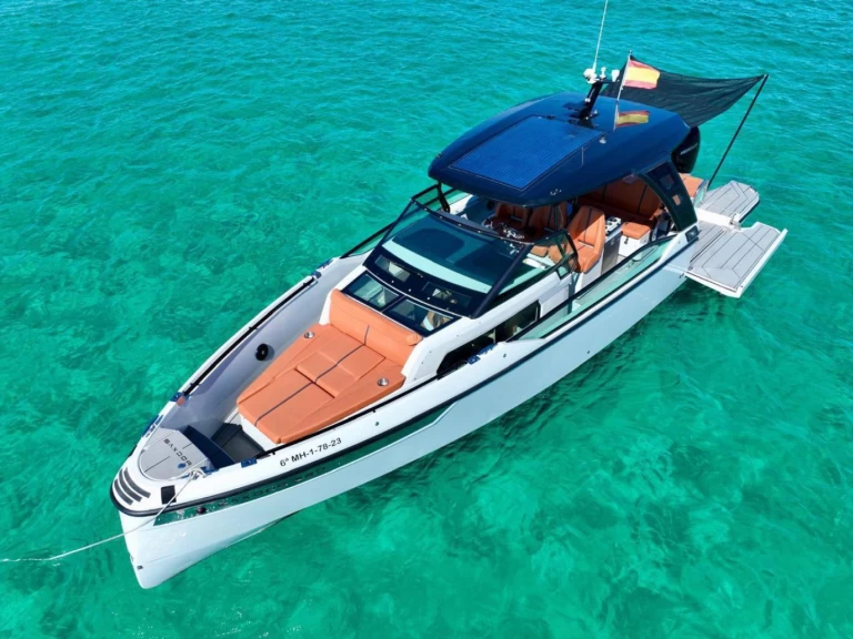 Saxdor Saxdor 320 GTO te huur van particulier of professional in Palamós