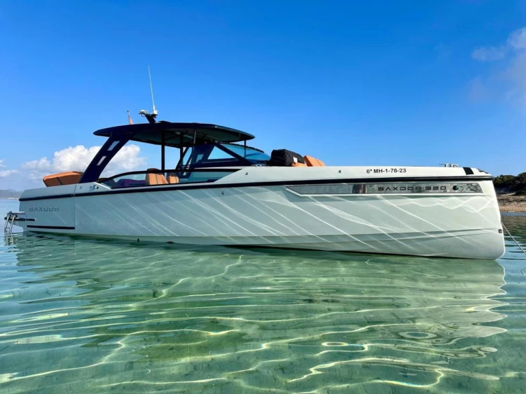 Huur een Saxdor Saxdor 320 GTO in Palamós