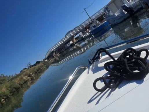 NAVALPLASTICA lancia 450 te huur van particulier of professional in Carnon-Plage