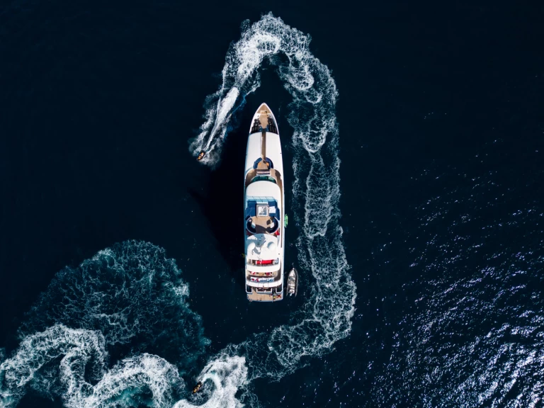 Concept-Marine Custom tri-deck 42 Metre te huur van particulier of professional in Cannes