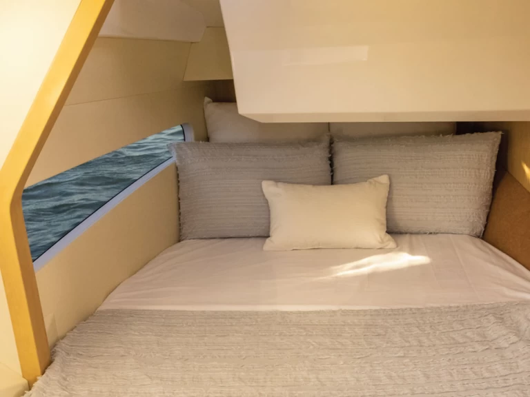 Huur Motorboot met of zonder schipper Aquila in Saint-Raphaël