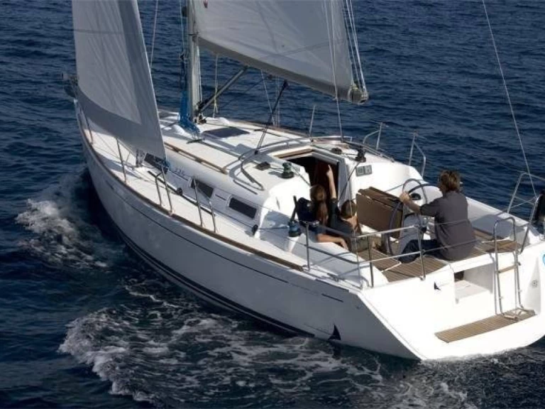 Huur een Dufour Dufour 325 in Ajaccio