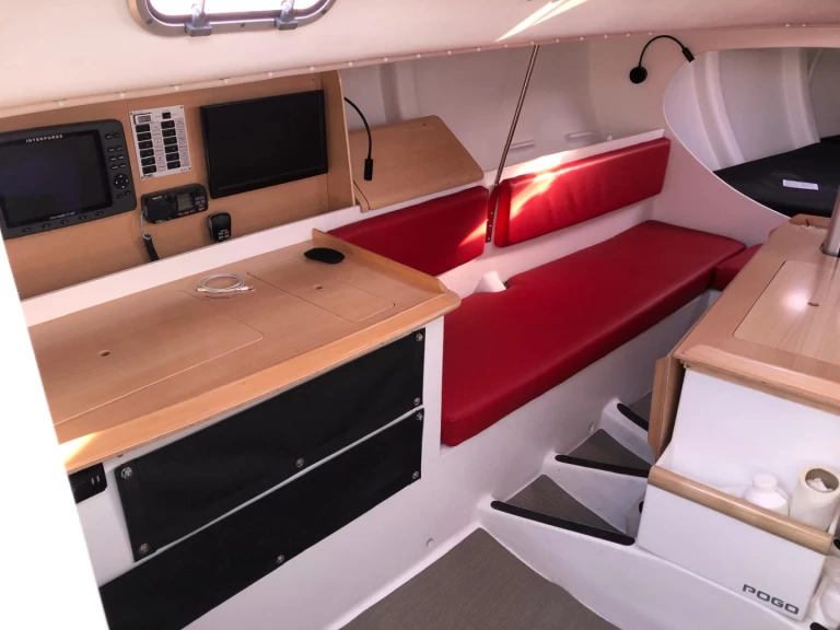 Pogo Structures Pogo 8.50 te huur van particulier of professional in Loctudy