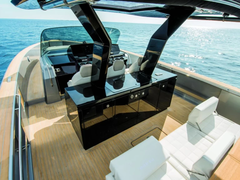 Verhuur Motorboot Cantiere Del Pardo met vaarbewijs