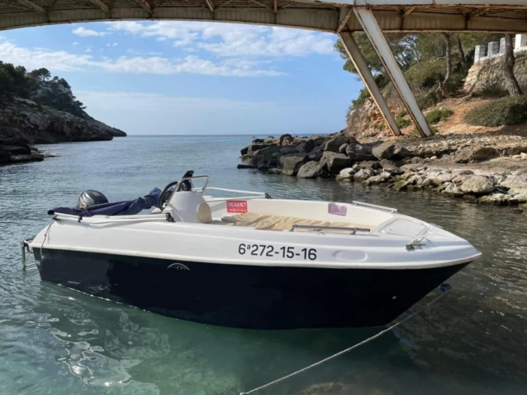 Compass 400 GT te huur van particulier of professional in Bay of Santander