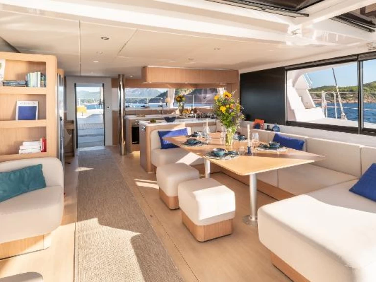 Verhuur Catamaran in Olbia - Bali Bali 5.8