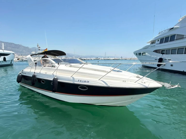 Bootverhuur Fairline Targa 37 in Marbella via SamBoat