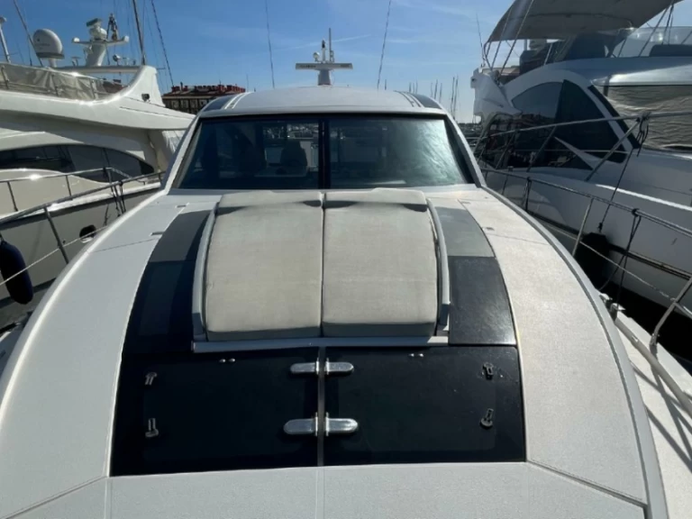 Jacht te huur in Cannes voor de beste prijs